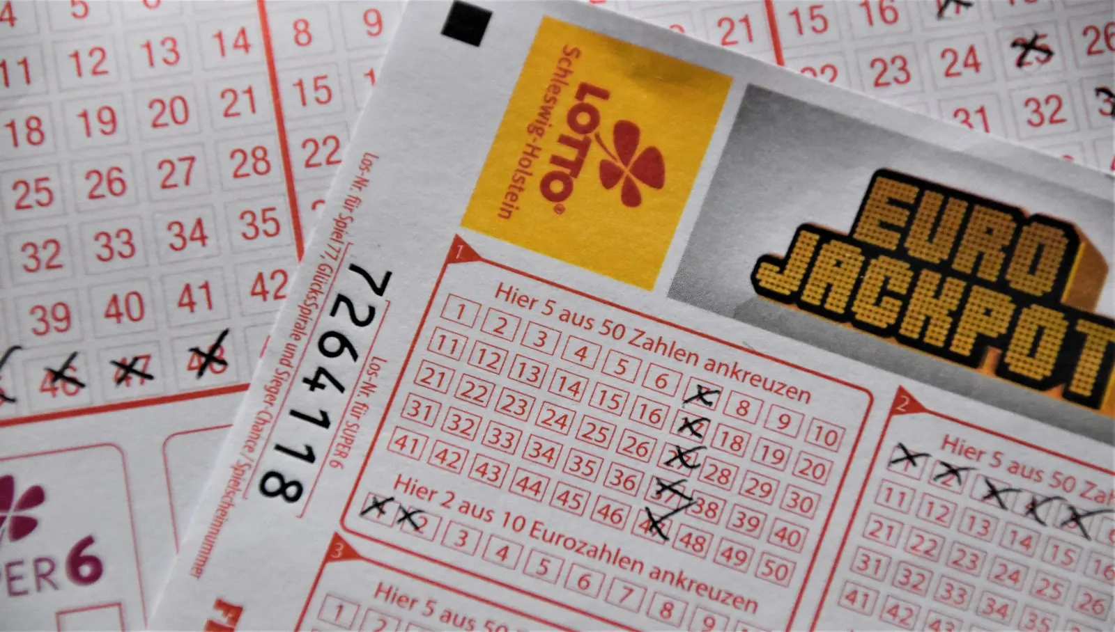 Lottery dan Togel Online: Informasi Penting